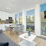 Daire Lighthouse Close To The Marina By Renters *