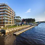 Daire Lighthouse Close To The Marina By Renters Mrzeżyno