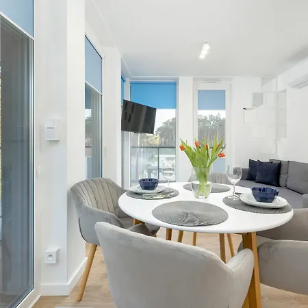 Lighthouse Close To The Marina By Renters Daire Mrzeżyno