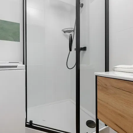 Daire Lighthouse Close To The Marina By Renters