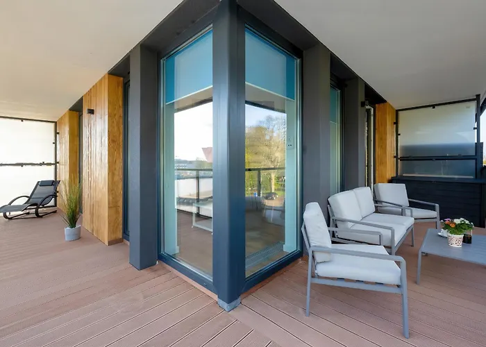 Lighthouse Close To The Marina By Renters Mrzeżyno