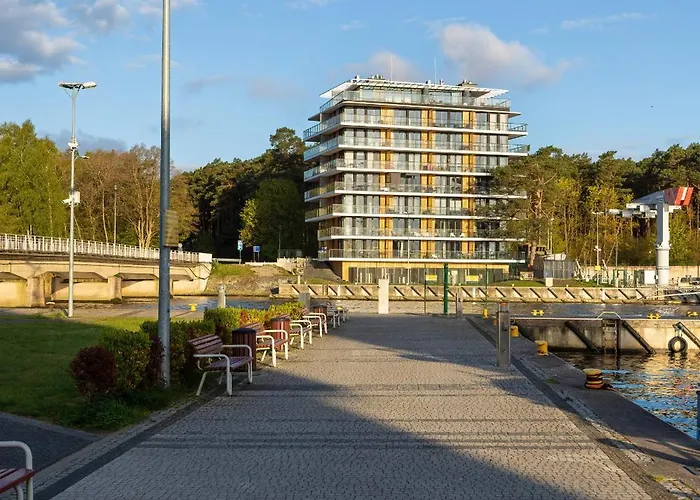 Lighthouse Close To The Marina By Renters * Mrzeżyno