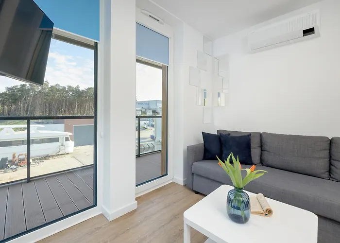 Lighthouse Close To The Marina By Renters Lägenhet *